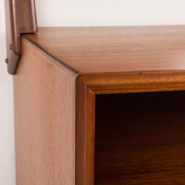 Mid-Century Scandinavian Vanity with Adjustable Mirror, 1960s For Sale - Image 17 of 18
