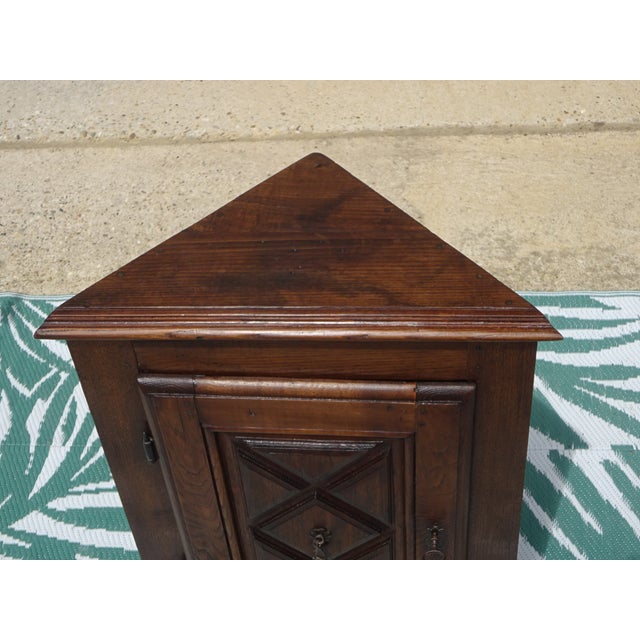 Antique Louis XIII Oak Corner Cabinet For Sale - Image 16 of 18