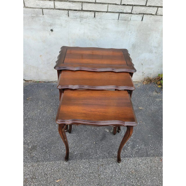 1920s Country French Walnut Nesting Tables – Antique Stacking Side Tables Set For Sale - Image 4 of 12