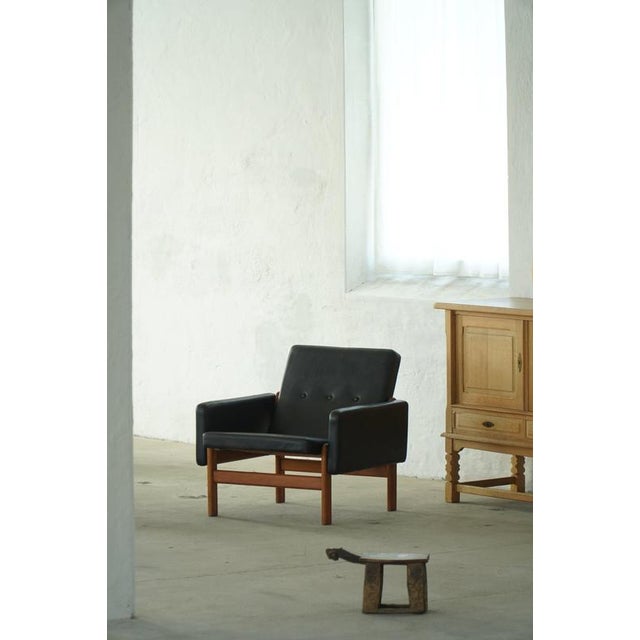 Easy Chair in Oak and Leather by Jørgen Bækmark for FDB Møbler, Denmark, 1960s For Sale - Image 17 of 18
