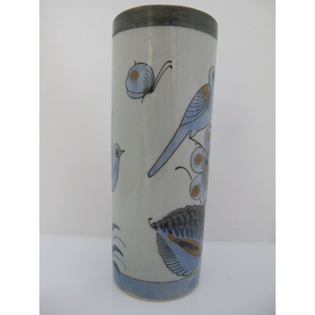 Blue Ken Edwards El Palomar Blue Bird & Flower Tonala Mexico Folk Art Pottery 9" Vase For Sale - Image 8 of 11