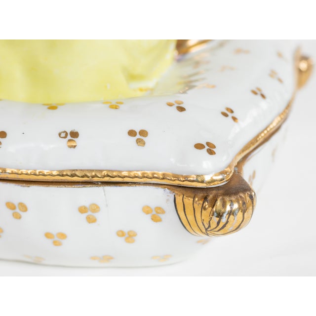 Art Deco Porcelain Powder Jewelry Box with Lady from Kosso, Germany, 1920s For Sale - Image 3 of 12