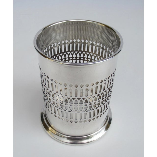 Vintage English Sheffield Silversmith Co., Celtic-Fretted Silver Plate Wine Bottle Holder, Syphon Stand For Sale In West Palm - Image 6 of 13