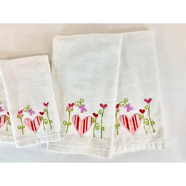 1990s Boho Chic Valentines Heart Tip and Hand Towels - Set of 4 For Sale - Image 4 of 9