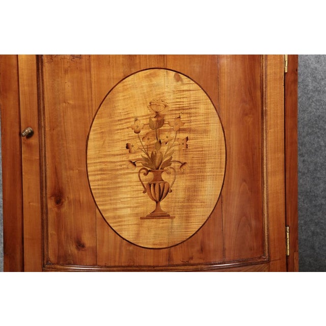 Small Antique Corner Cabinets in Cherry, 1800s, Set of 2 For Sale - Image 6 of 18