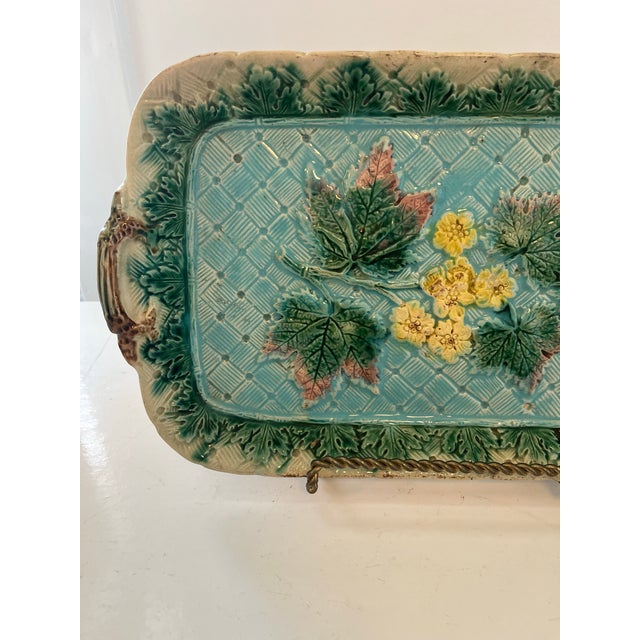 1900 - 1909 1900s Flower & Leaf Decorated Victorian Ceramic Majolica Platter For Sale - Image 5 of 8