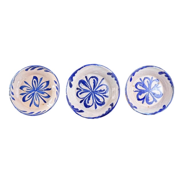 Antique Fajalauza Granada Blue and White Bowls, 1890s, Set of 3 For Sale