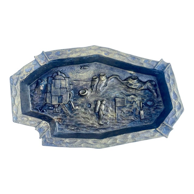 Ashtray Representing the First Step of the Man on the Moon in Metal 1970 For Sale