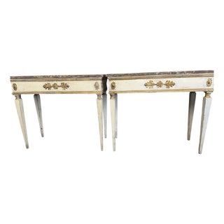 Pair of 1920s Italian Neoclassical Painted and Parcel-Gilt Console Tables Faux Marble For Sale