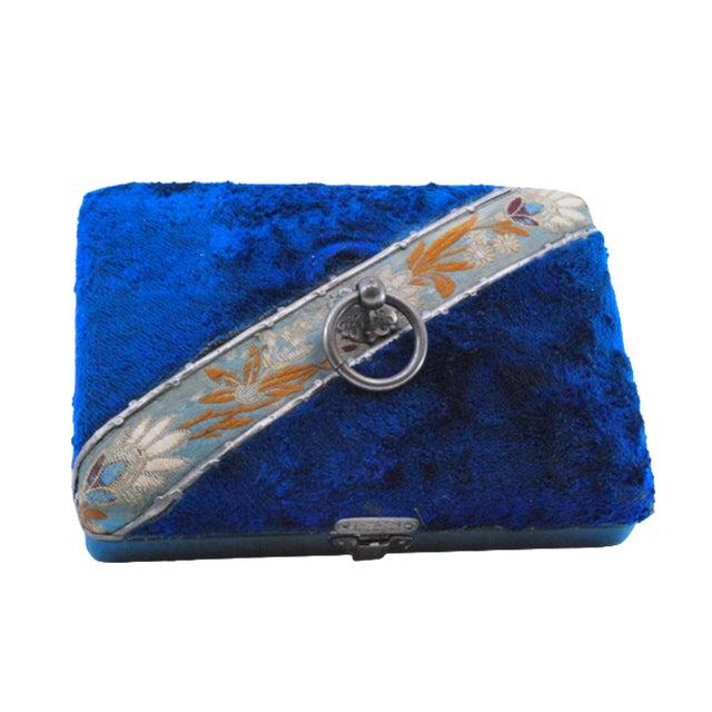 Metal Five-Piece Silver Sewing Set in Original Case, Set of 5 For Sale - Image 7 of 7