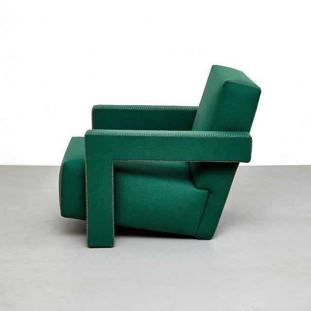 Armchair designed by gerrit thomas rietveld in 1935. Relaunched in 2015. Manufactured by cassina in italy. Materials:...