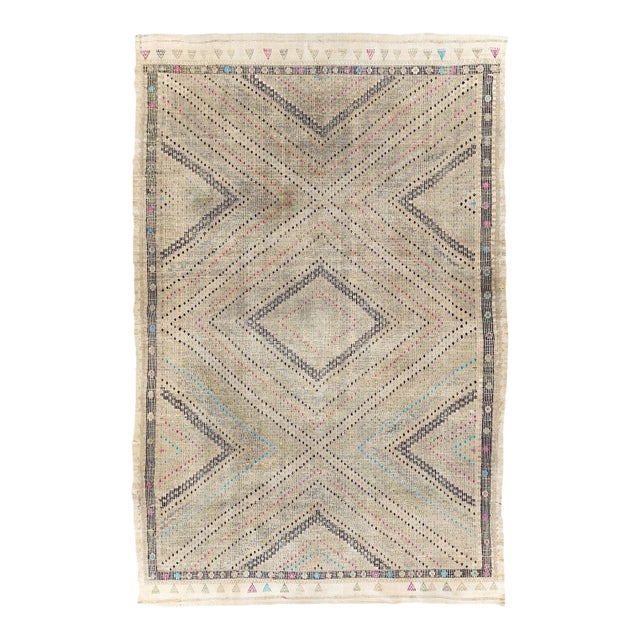 Mid-20th Century Handmade Turkish Flatweave Small Room Size Carpet For Sale