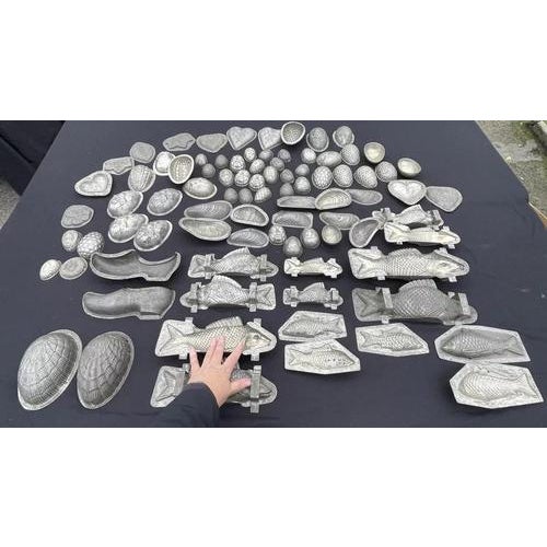 Important set of antique metal chocolate molds, dating from the end of 19th or early 20th century, consisting of more than...