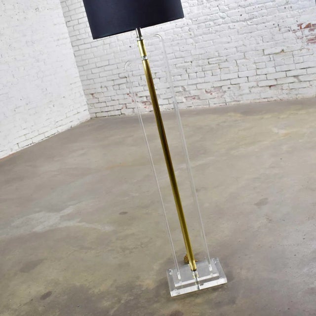 Metal Vintage Mid-Century Modern Art Deco or Hollywood Regency Floor Lamp Lucite and Brass Plate Black Shade For Sale - Image 7 of 17