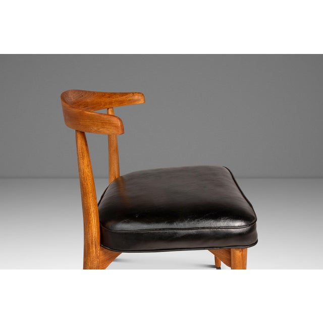 Rare Set of Four (4) Mid-Century Modern Dining Chairs in Oak Attributed to Lawrence Peabody for Richardson Nemschoff, Usa, C. 1950s For Sale - Image 11 of 18