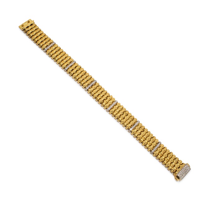 Roberto Coin Appassionata Woven 18k Yellow Gold 0.55ctw Diamond Link Bracelet For Sale In Houston - Image 6 of 9