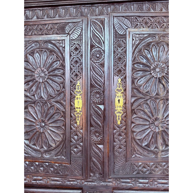 Baroque 19th Century Cupboard or Cabinet, Walnut, Castillian Influence, Spain, Restored For Sale - Image 3 of 18
