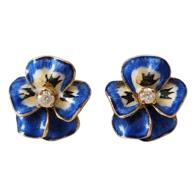Vintage 14k Yellow Gold Pansy Flower Stud Earrings With Blue Enamel and Diamonds, A Pair For Sale