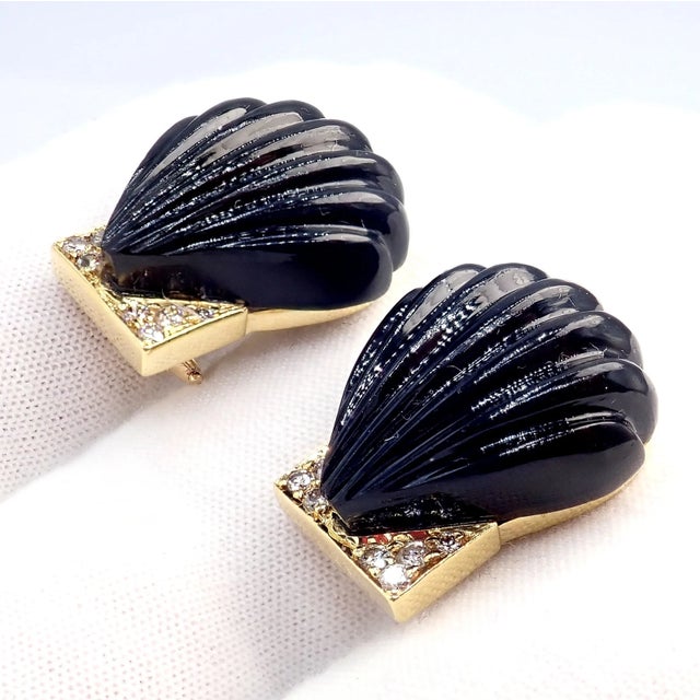 Cartier Vintage Estate Cartier Yellow Gold Diamond Onyx Shell Earrings, Pair For Sale - Image 4 of 11