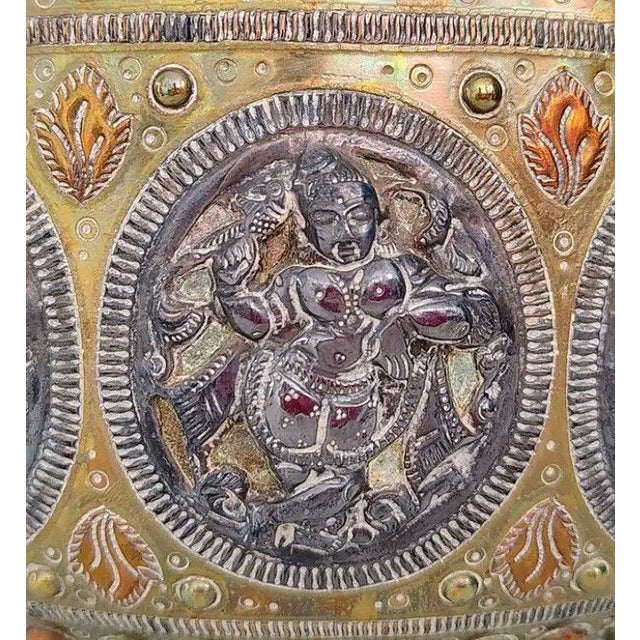 Antique 19th Century Thanjavur Tri-Metal Bowl - Hand-Hammered Silver and Copper on Brass - Tanjore South Indian Art For Sale In Portland, ME - Image 6 of 11