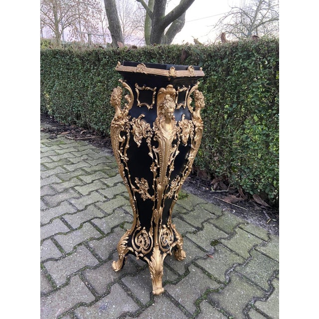 Black 1990 Italian Baroque Black Gold Resin Pedestal W/ Marble Effect Top - 1 Piece For Sale - Image 8 of 11