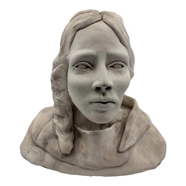 Vintage Ceramic Sculpture of a Woman For Sale