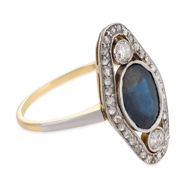 1910s 1910s Edwardian 2.10 Carat Sapphire Diamond 18k Yellow Gold Ring, Size 7.5 For Sale - Image 5 of 5