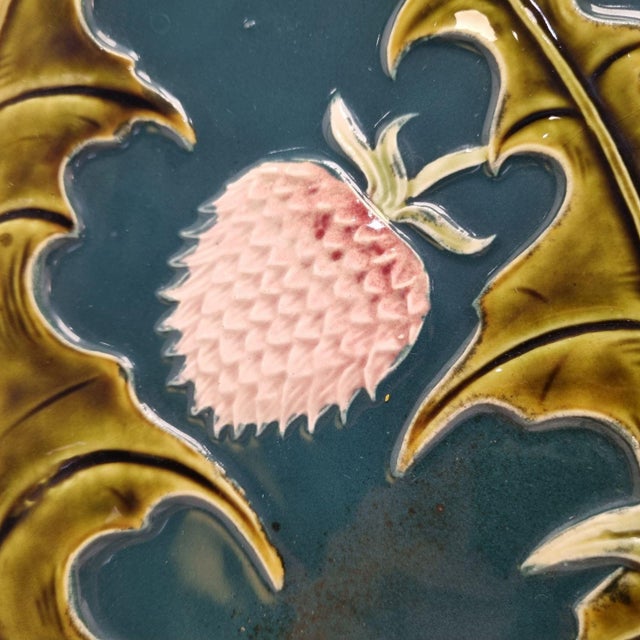 Art Nouveau Majolica Wall Plate, 1890s For Sale - Image 6 of 10