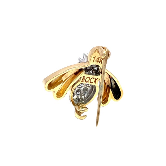 Metal 14k Yellow Gold 0.6ctw Diamond Studded Bee Brooch For Sale - Image 7 of 8