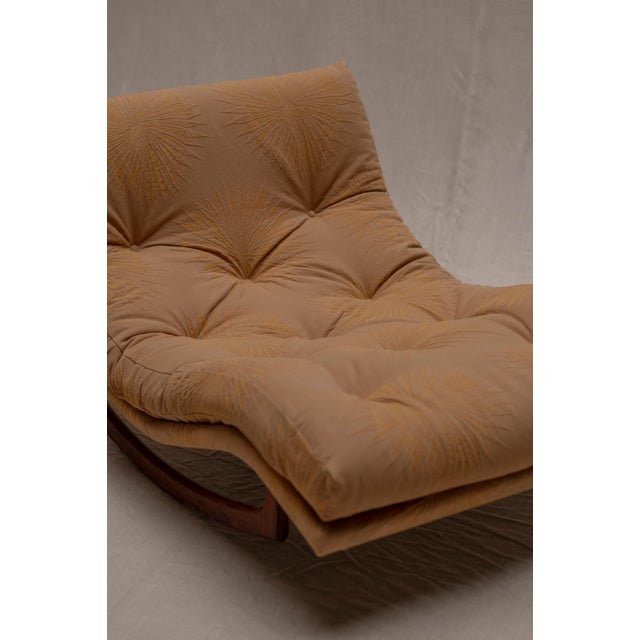 Sculptural lounge chair designed by Adrian Pearsall for Craft Associates in the 1960s, showcasing the organic elegance and...