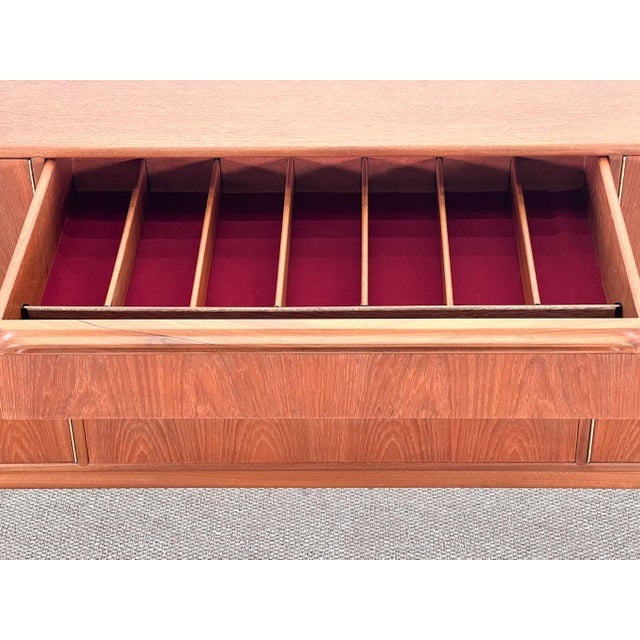 Vintage Sideboard by Tom Robertson for McIntosh, 1960s For Sale - Image 13 of 18