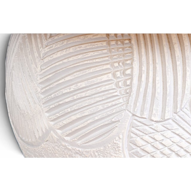 Off-white Vintage Postmodern Carved White Plaster Meiping Vase Form Table Lamp With Linen Empire Shade For Sale - Image 8 of 12