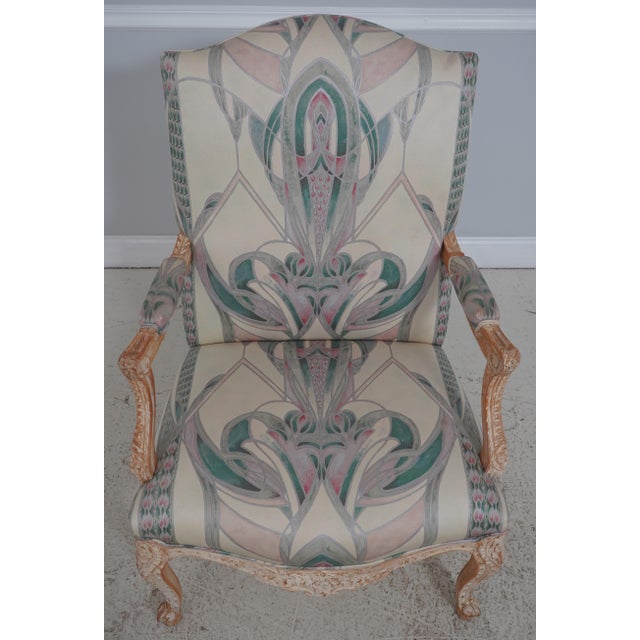 Age: Approx: 50 Years Old Details: ‘Antique’ White Wash Finish Fine Carved Details High Quality Construction French Style...