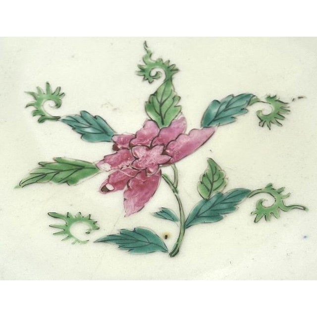 18th C. Qianlong Chinese Export Powder Blue Gilt Famille Rose 11 Inch Punch Bowl, Antique Qing Dynasty Chinoiserie Porcelain, Mandarin Palette For Sale - Image 4 of 18