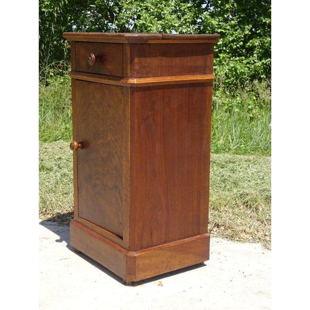 Louis Philippe Bedside Table in Walnut and Burr Walnut For Sale - Image 15 of 18
