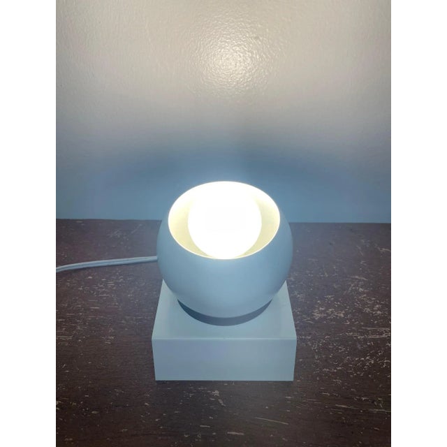 White Vintage Mid-Century Modern Style White Spherical Lamp For Sale - Image 8 of 8