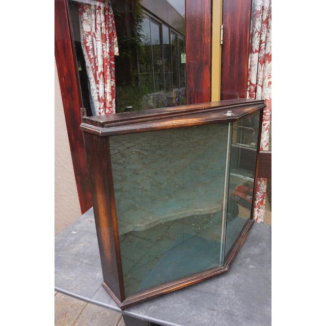 Vintage Art Deco Hanging Wall Display Cabinet, 1930s For Sale - Image 4 of 10