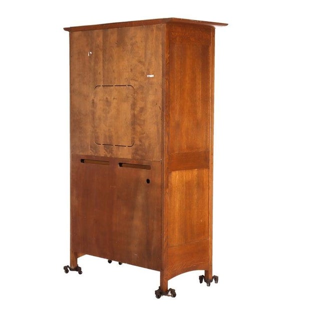 Vintage Stickley Arts & Crafts Oak & Hammered Copper Entertainment Cabinet For Sale - Image 9 of 15