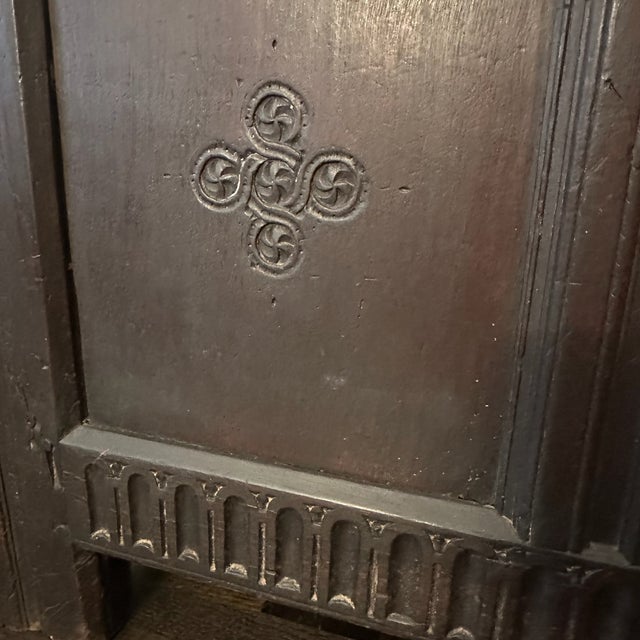 Brown 17th Century Oak Elizabethan Trunk/Console For Sale - Image 8 of 18
