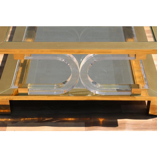 Vintage 1970s Hollywood Regency Brass Lucite & Glass Two-Tier Coffee Table For Sale In Los Angeles - Image 6 of 18
