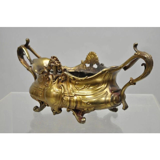 Early 20th Century French Art Nouveau Louis XV Gold Spelter Metal Planter Jardiniere Centerpiece For Sale - Image 4 of 12