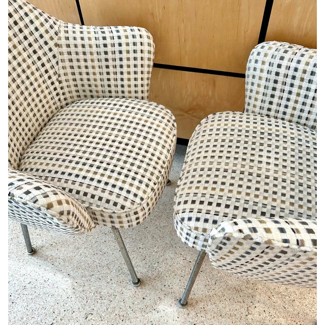 Knoll 1970s Saarinen for Knoll Executive Armchairs- A Pair For Sale - Image 4 of 11