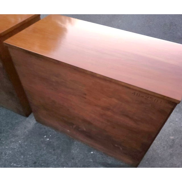 Wood Pair of Vintage Henredon Furniture Bachelor's Chests For Sale - Image 7 of 15