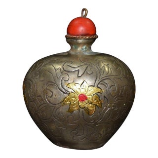 Antique Gilt Silver Snuff Bottle With Floral Motif - Asian Collectible For Sale