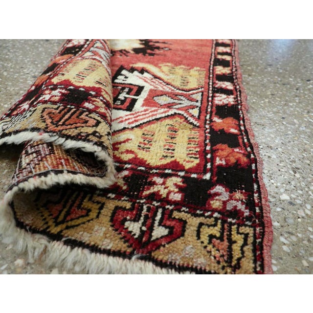 Galerie Shabab Collection Mid-20th Century Turkish Oushak Rug For Sale In New York - Image 6 of 6