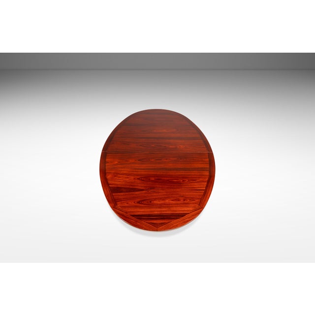 Mid-Century Modern Mid-Century Danish Modern Dining Table W/ Pedestal Base in Rosewood by Skovby Møbelfabrik, Denmark, C. 1970s For Sale - Image 3 of 18