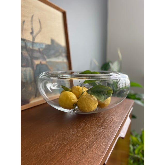 Designed in 1955 by Per Lütken for Holmegaard, this clear glass bowl is part of the celebrated Provence series and...