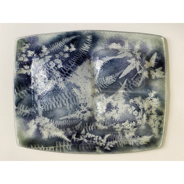 Large Edwin Walter Kiln Glass 3-Part Fern Serving Dish For Sale In New York - Image 6 of 8