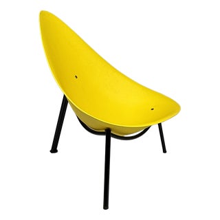 Yellow Fiberglass Tripod Lounge Chair by Ed Merat, France, 1956 For Sale