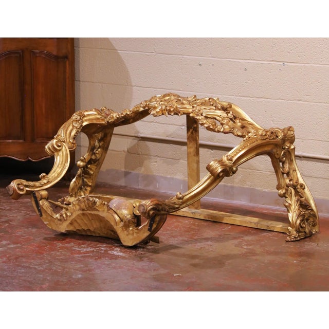 Early 19th Century French Louis XV Rococo Giltwood Console With Rouge Marble Top For Sale - Image 15 of 18